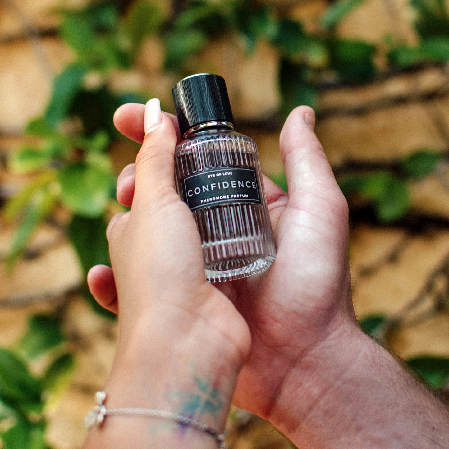 Classic Confidence Pheromone Attract Her Cologne